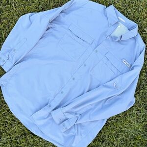 Columbia Sky Blue Long-Sleeve Shirt Omni Shield sweat and SPF protection light
